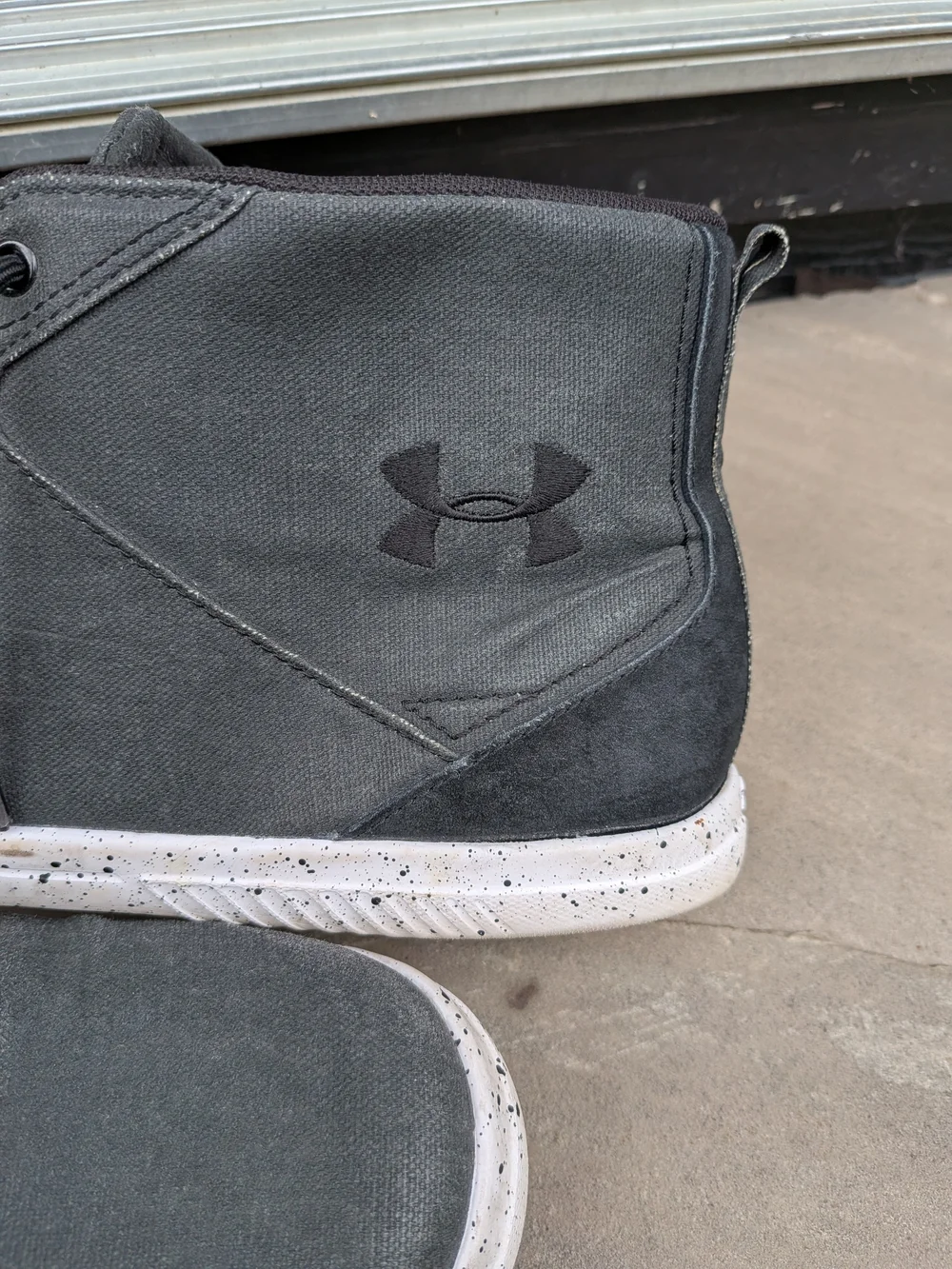 Under Armour Men's Black Canvas Chukka Boots